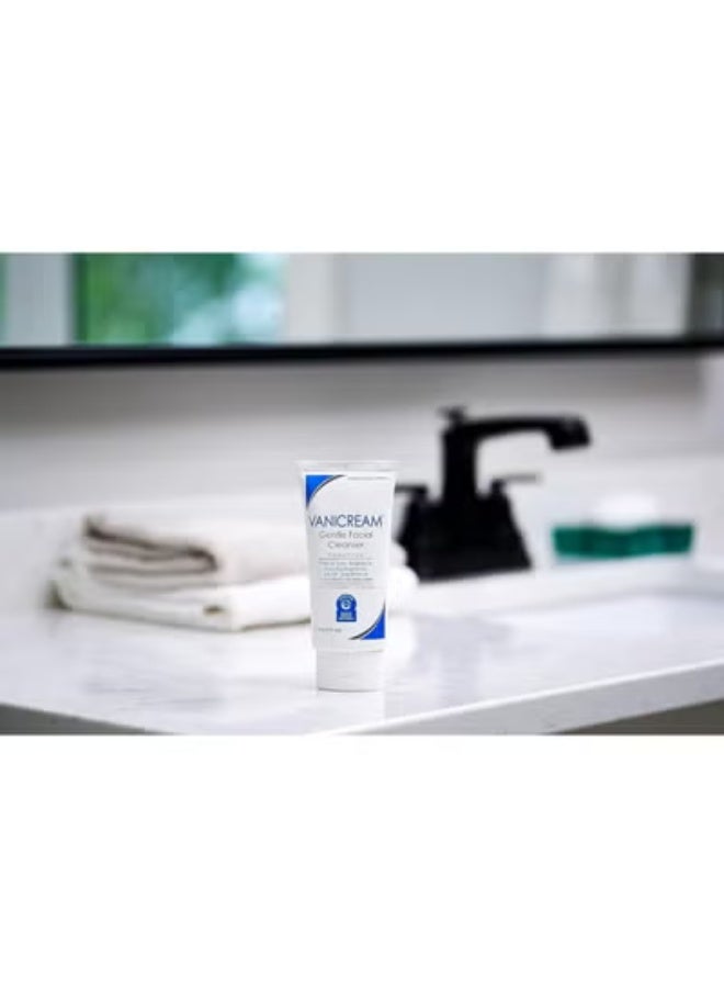 فانيكريم فاني كريم، منظف لطيف للوجه، للبشرة الحساسة، خالٍ من العطور، 74 مل (2.5 أونصة سائلة) - Image 3